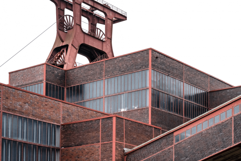 shaft-12-of-zollverein-coal-mine-industrial-comple-2025-02-11-21-58-44-utc (1)